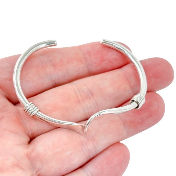 Vintage Jewelry - Sterling Silver Wave Cuff Bracelet | 6.25” Modernist Minimalist 925 Bangle
